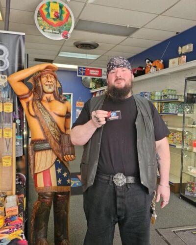 Congratulations to Jimmy for winning a $100 gift card for the Customer of the Month Drawing at Smoker Friendly in Hagerstown, MD! We give a $100 gift card away EVERY MONTH, at EVERY store! So ask how to enter next time you are shopping! Thank you so much for #ShoppingLocal at SmokerFriendlyWV 💛💙